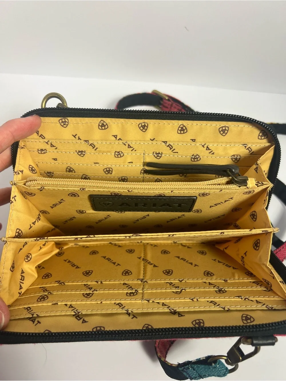 Ariat Serape Leopard Women’s Crossbody Wallet Wristlet Western Cowgirl Wallet
